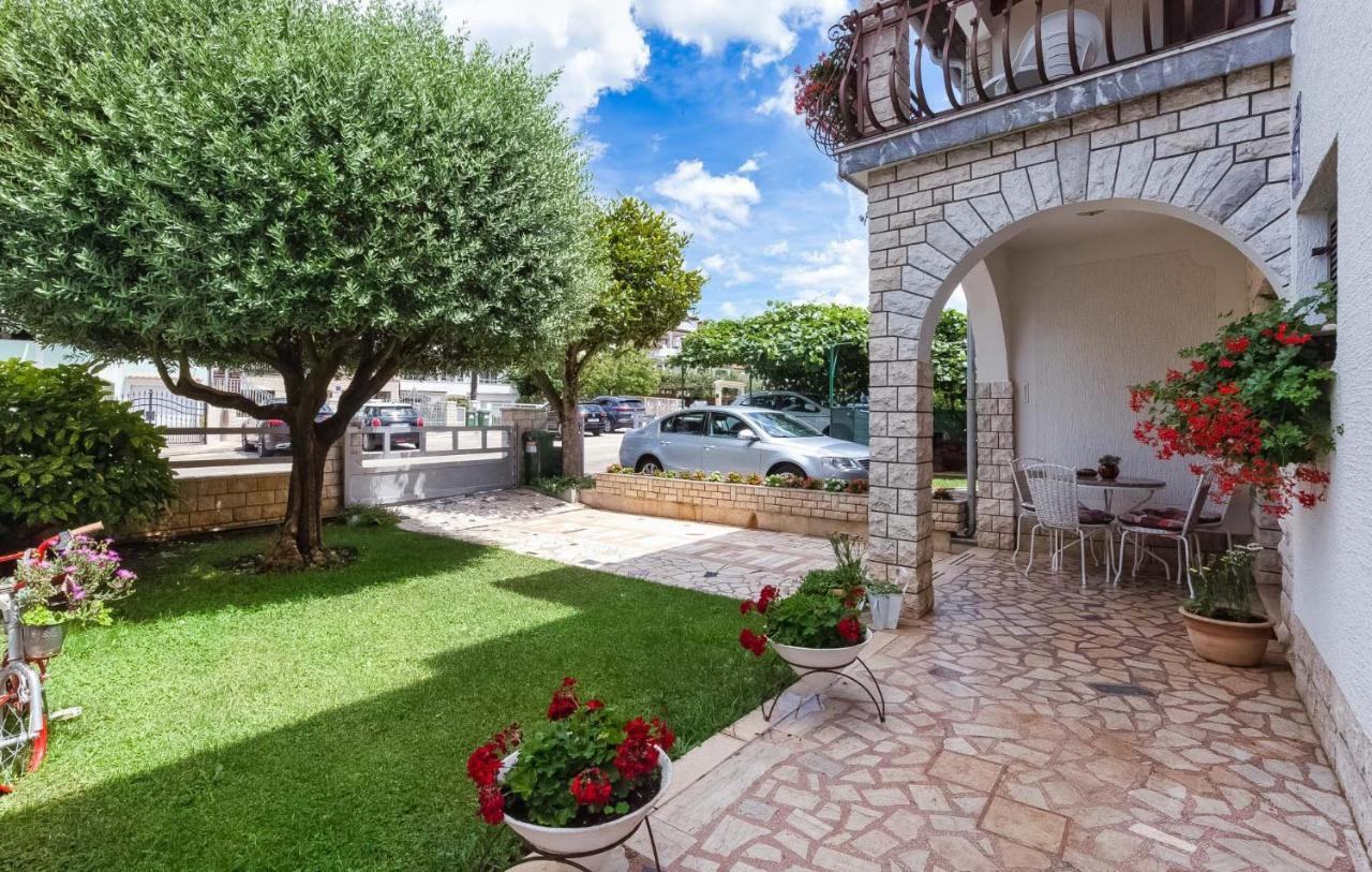 Tereza Appartamento Porec Esterno foto